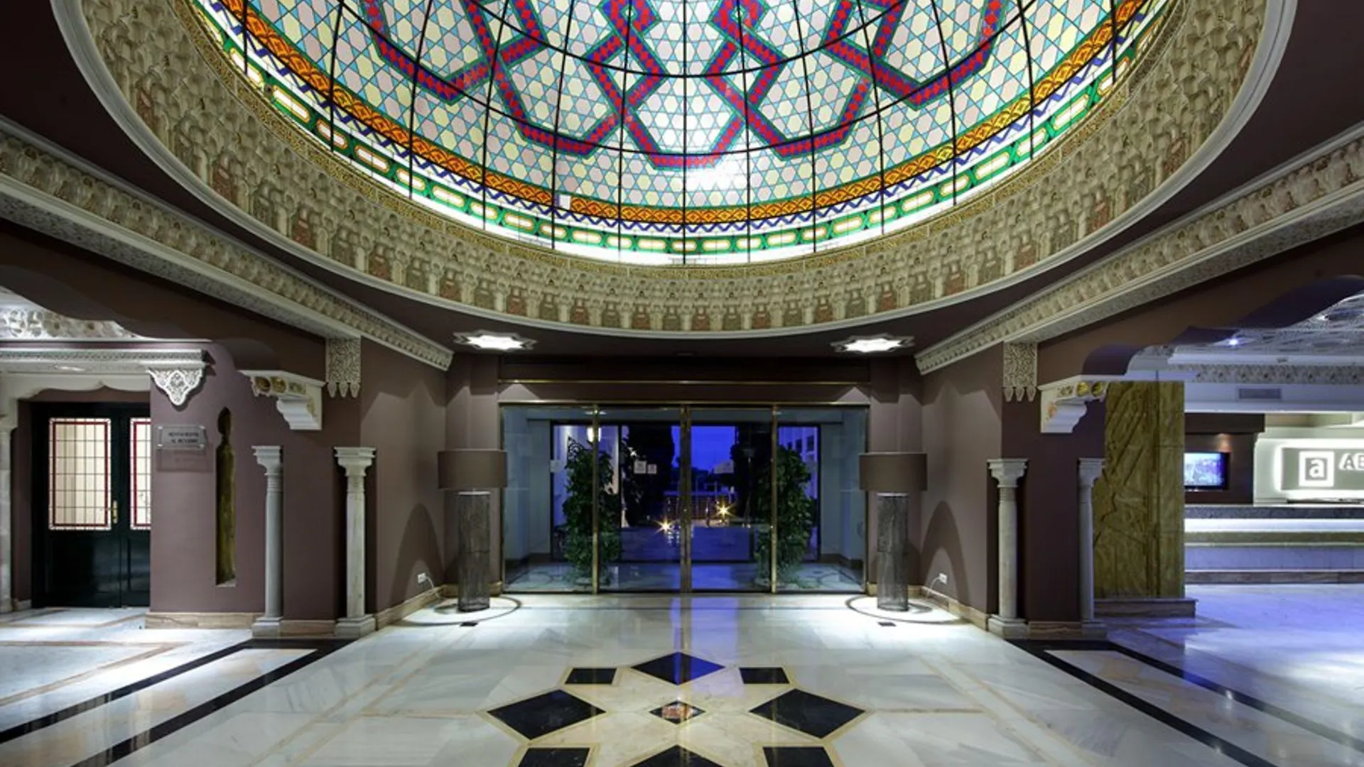 Hotel Abades Benacazon