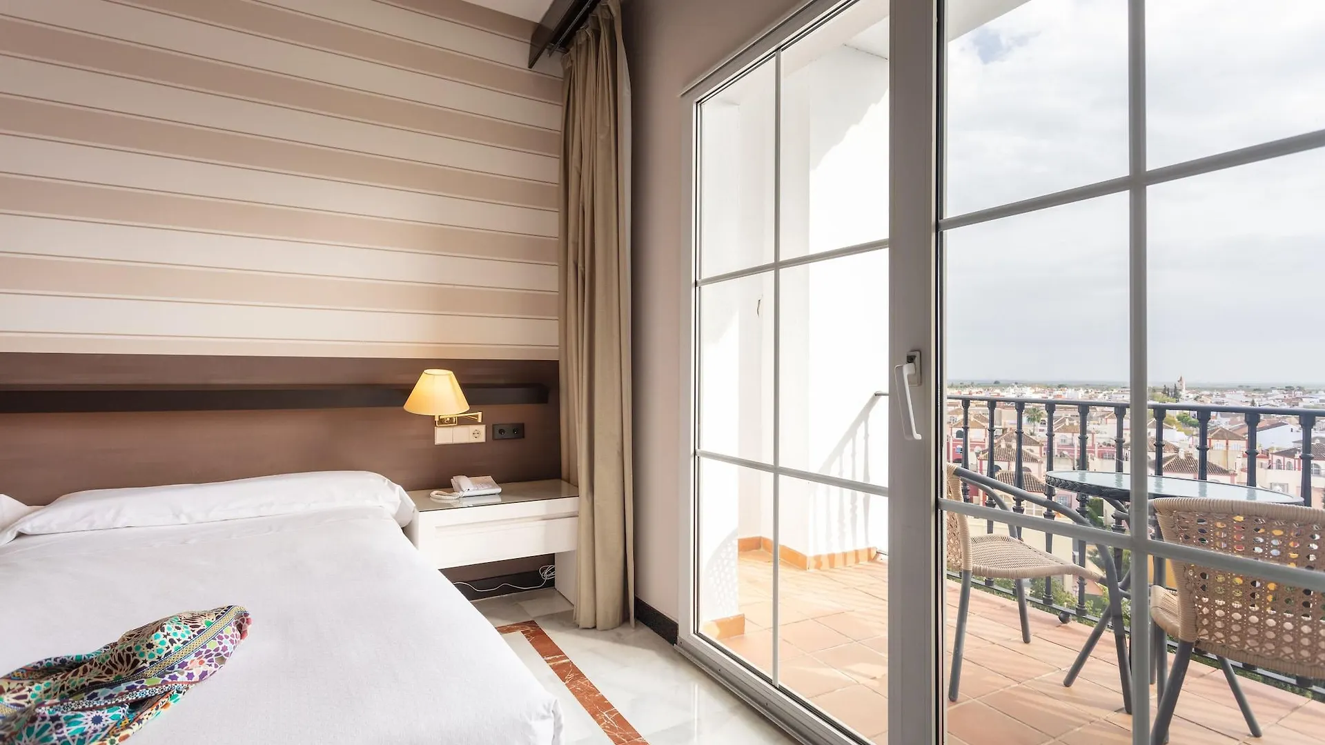 Hotel Abades Benacazon 4*,  Spain