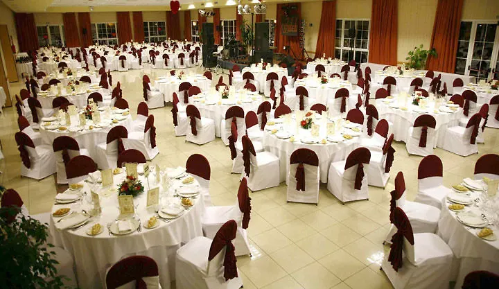 Hotel Abades Benacazon 4*,  Spain