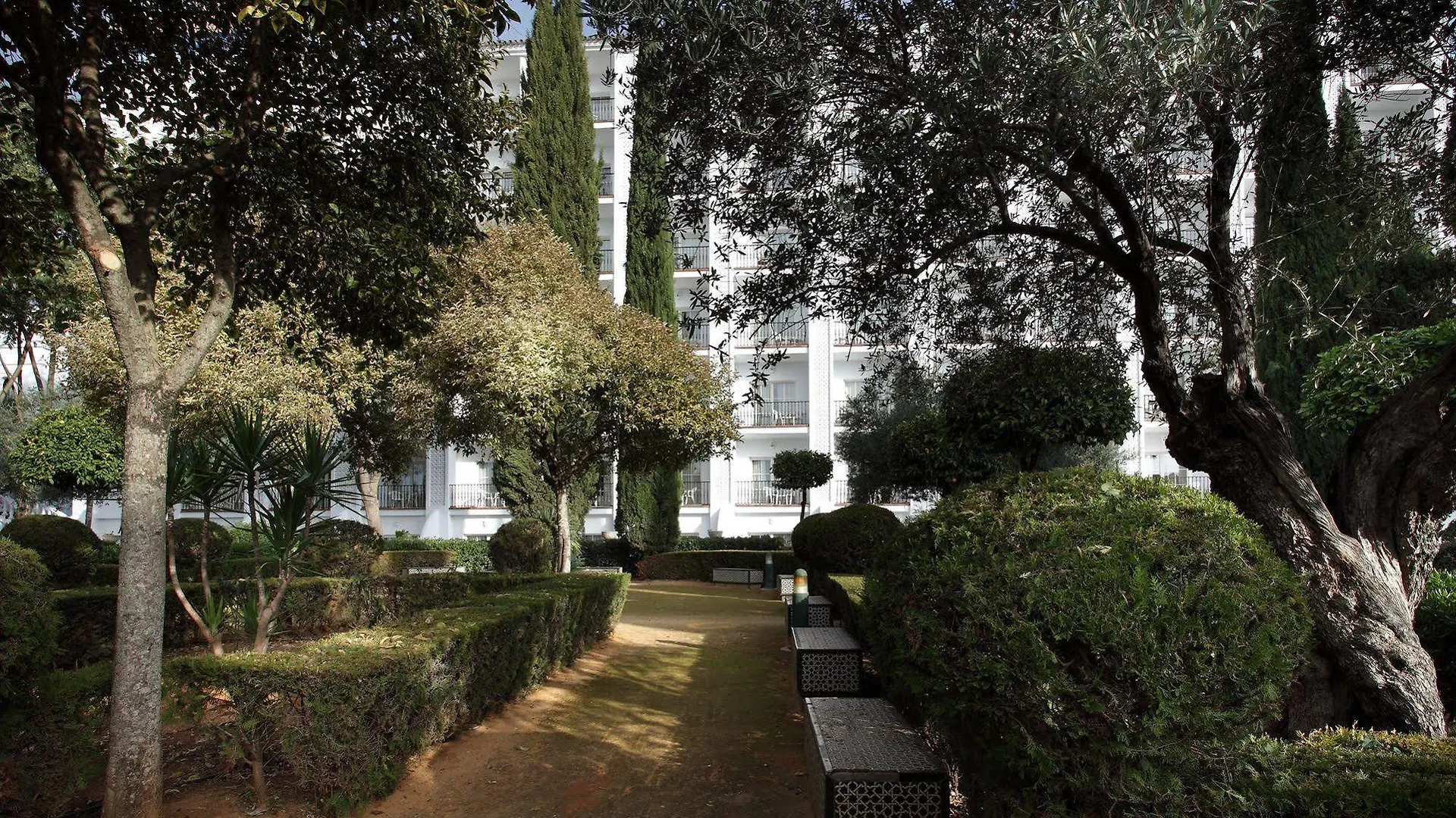Hotel Abades Benacazon