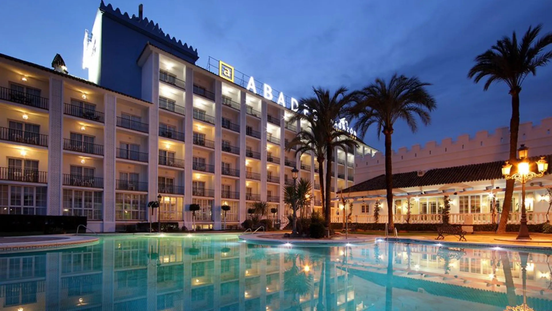 Hotel Abades Benacazon